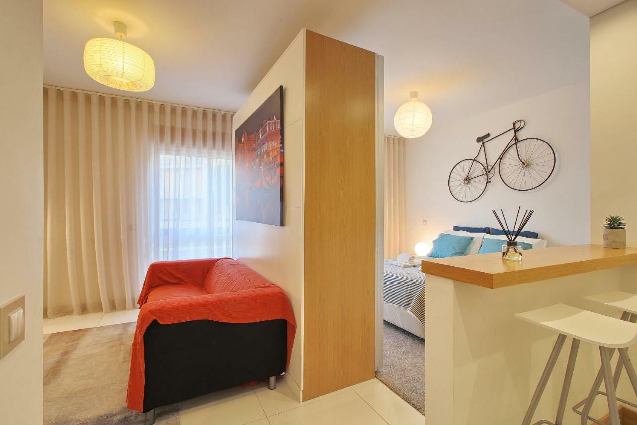 Apartamento Pateo Da Estacao Apartment Авиеро Екстериор снимка